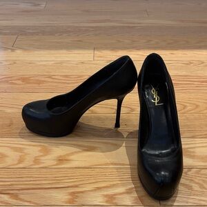 YSL Tribtoo Black Pumps